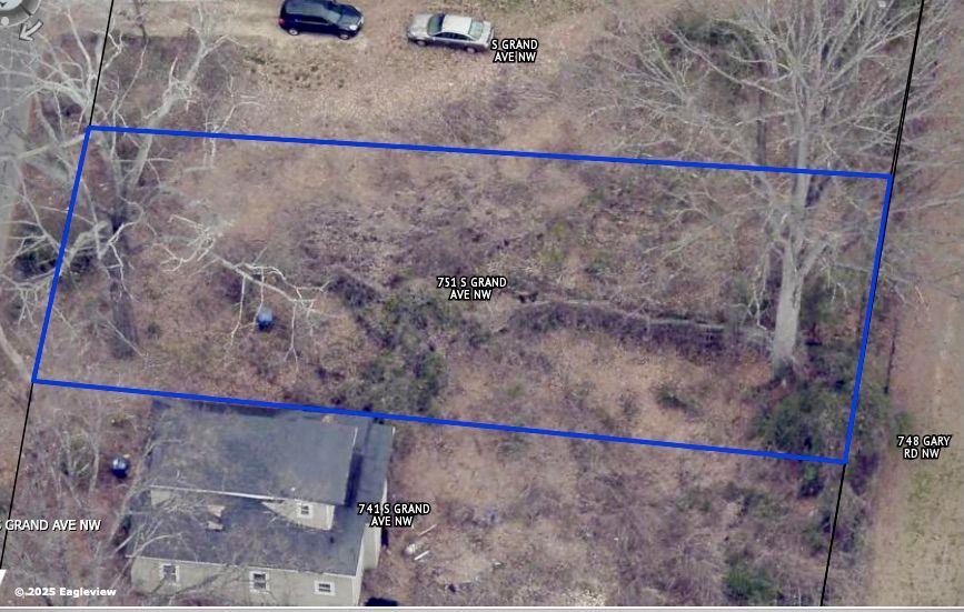 751 S GRAND Avenue NW