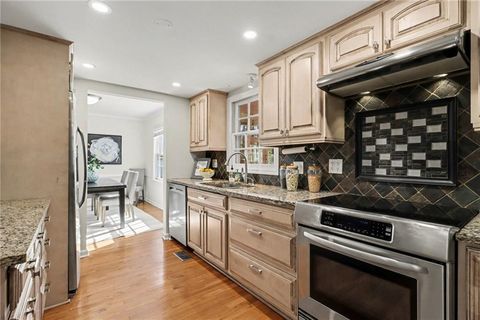 2820 Briarglen Dr Atlanta GA 30340
