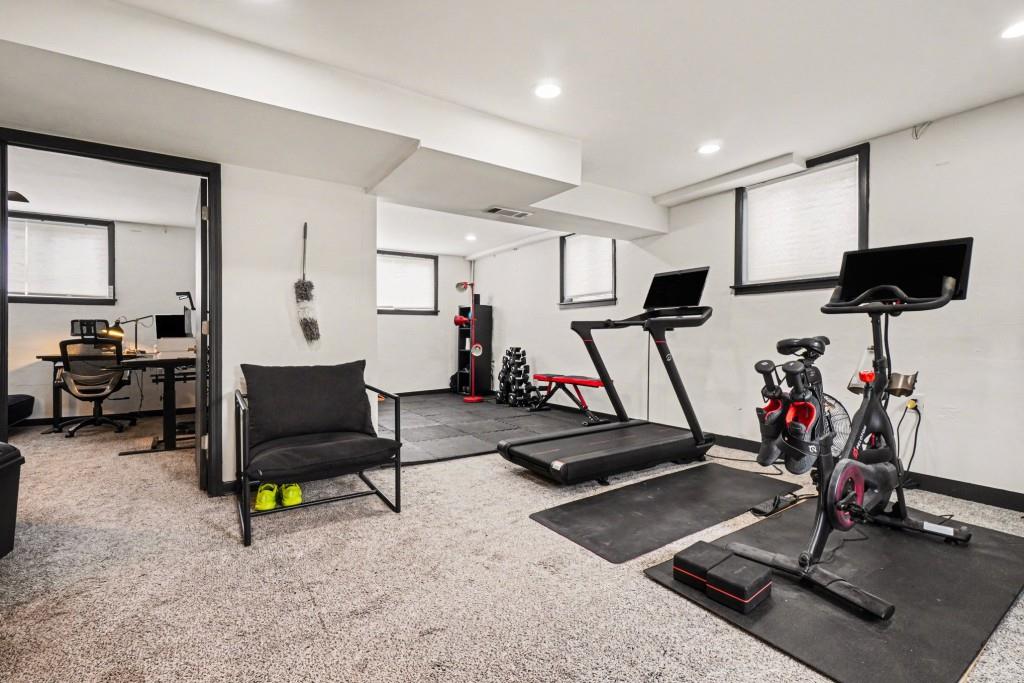 4233 Palm Springs Drive