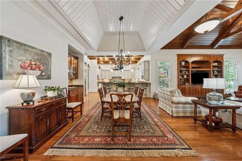 Milton, Georgia 30004, United States, 8 Bedrooms Bedrooms, ,10 BathroomsBathrooms,Residential,Active,122598