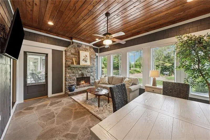 Milton, Georgia 30004, United States, 8 Bedrooms Bedrooms, ,10 BathroomsBathrooms,Residential,Active,122598