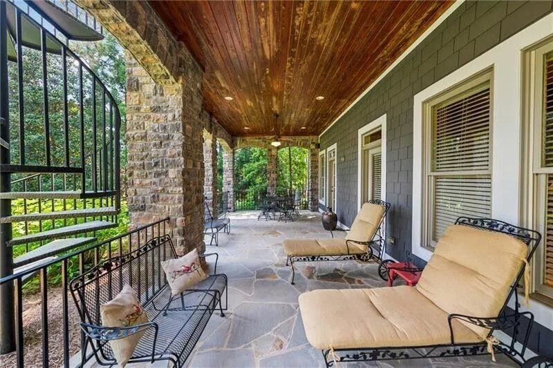 Milton, Georgia 30004, United States, 8 Bedrooms Bedrooms, ,10 BathroomsBathrooms,Residential,Active,122598