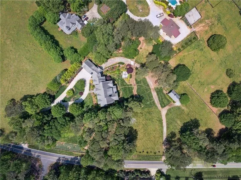 Milton, Georgia 30004, United States, 8 Bedrooms Bedrooms, ,10 BathroomsBathrooms,Residential,Active,122598