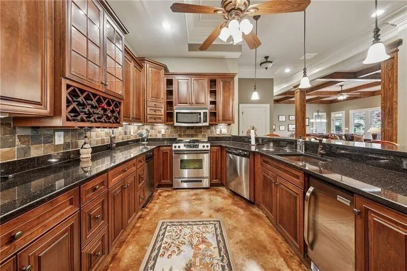 Milton, Georgia 30004, United States, 8 Bedrooms Bedrooms, ,10 BathroomsBathrooms,Residential,Active,122598