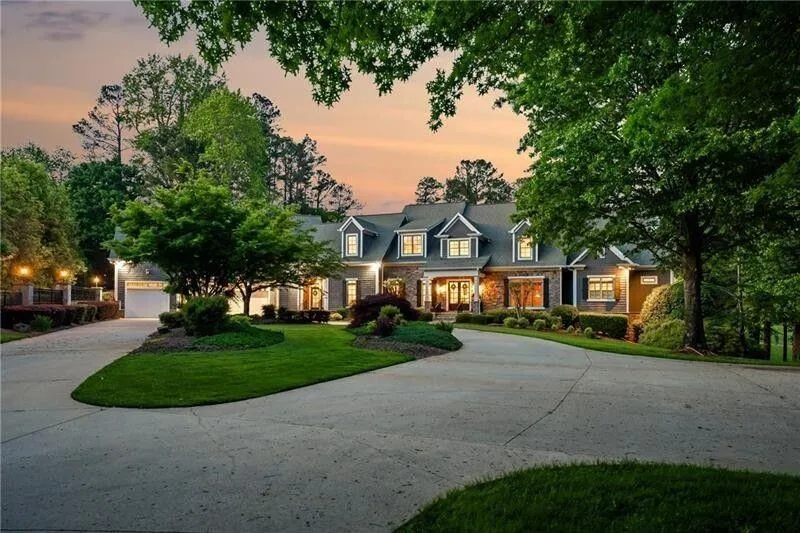 Milton, Georgia 30004, United States, 8 Bedrooms Bedrooms, ,10 BathroomsBathrooms,Residential,Active,122598