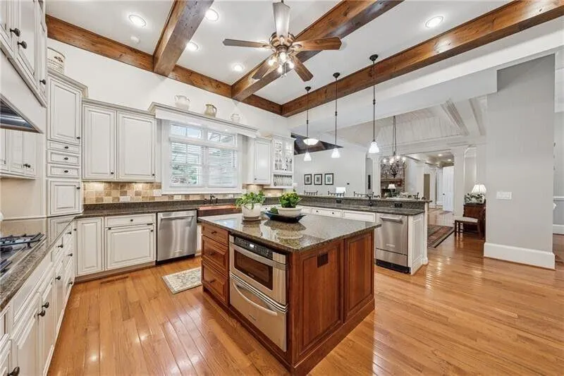 Milton, Georgia 30004, United States, 8 Bedrooms Bedrooms, ,10 BathroomsBathrooms,Residential,Active,122598