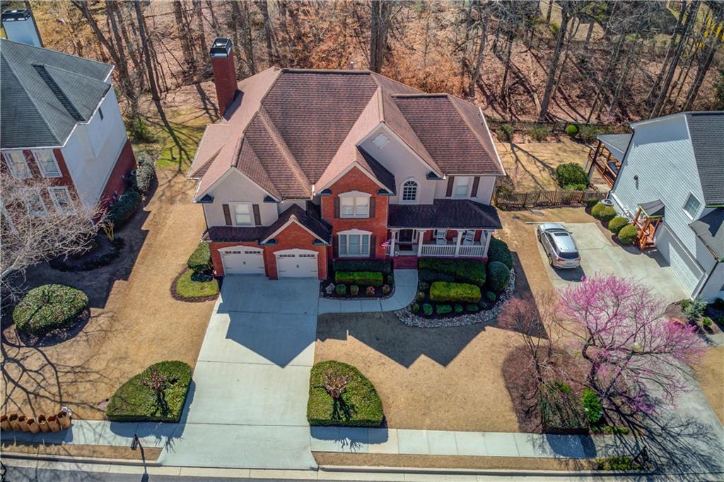 1175 Lamont Circle