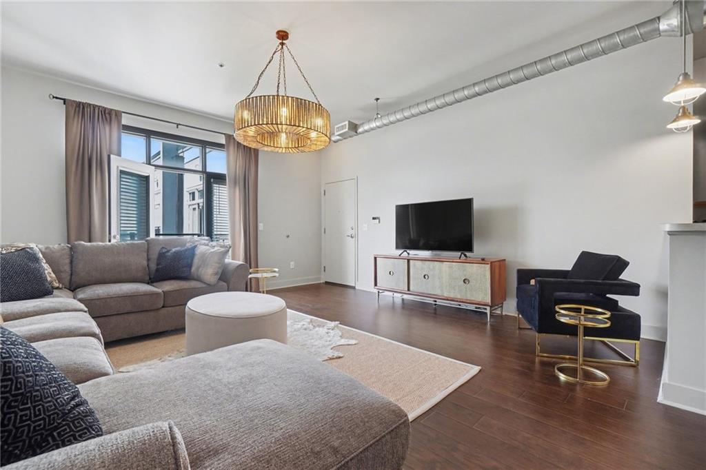 502 Pryor Street SW 306