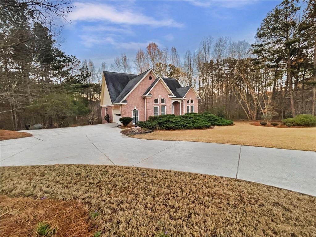 2688 Kelly Cove Drive, Buford, Georgia image 3