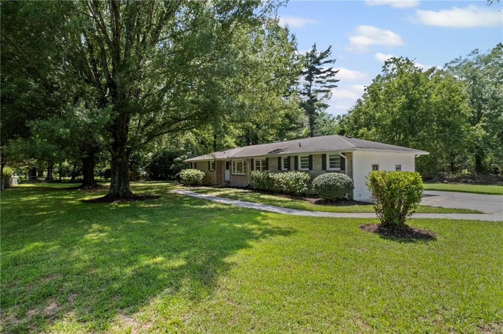 119 Walker Road NW