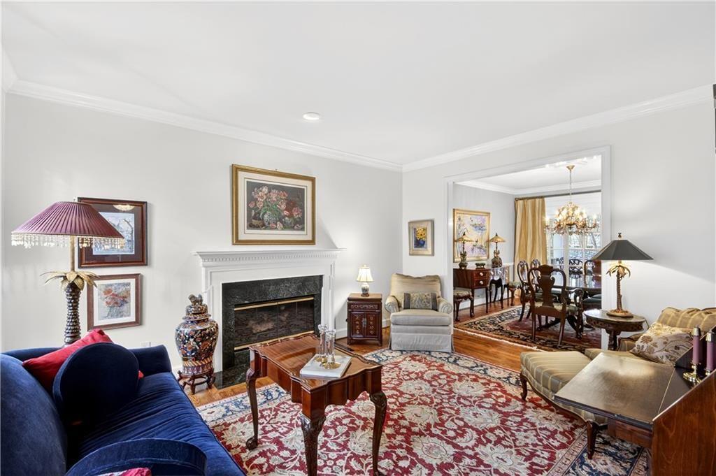 2110 Village Point NE