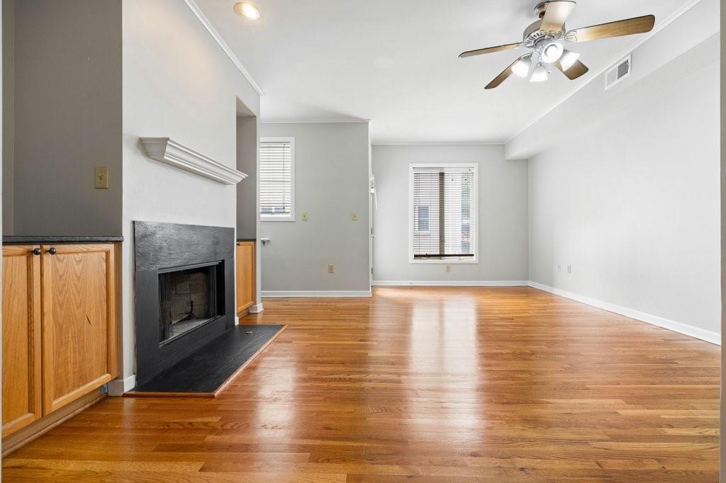 401 10th Street NW D215
