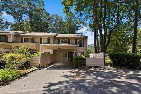 Condo For Sale - 4876 Twin Lakes Trail<br/> Atlanta, GA 30360