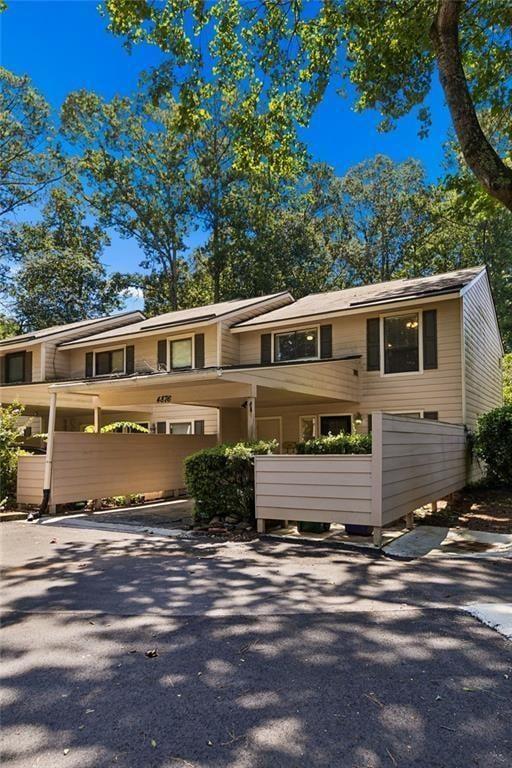 4876 Twin Lakes Trail