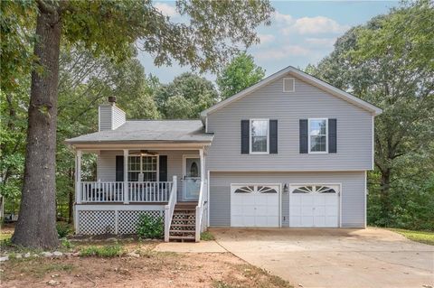 A home in Flowery Branch