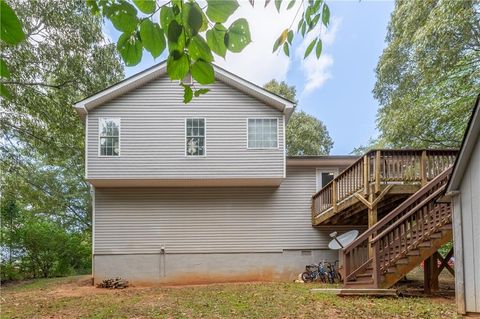 A home in Flowery Branch