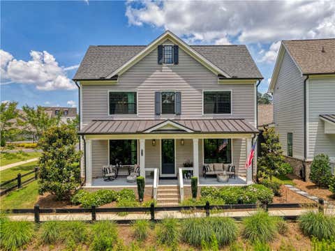 Homes For Sale - 6410 Halcyon Garden Drive<br/> Alpharetta, GA 30005