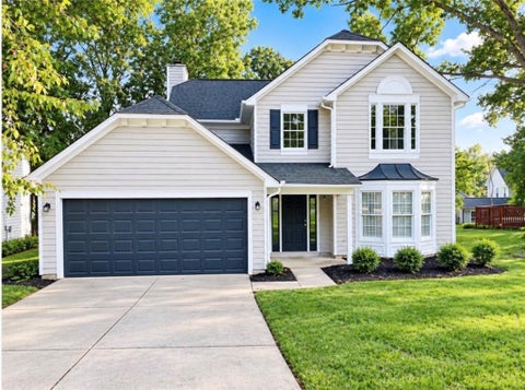 Homes For Sale - 4977 Wynhurst Way<br/> Stone Mountain, GA 30088