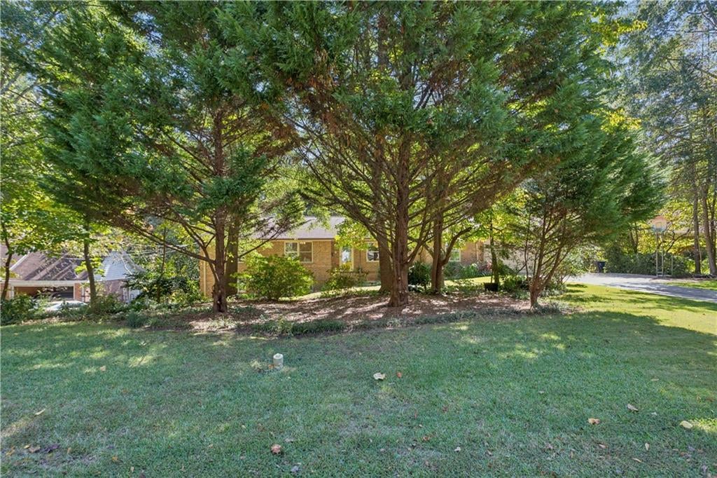 2458 Emory Lane NE