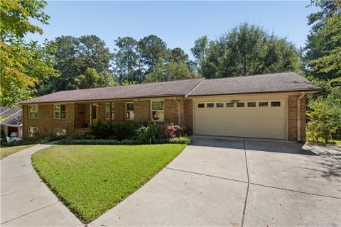 Homes For Sale - 2458 Emory Lane<br/> Cobb County, Marietta, GA 30068