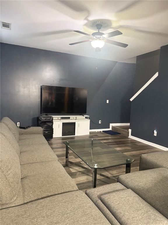 365 Saint Lucas Court, Fairburn, Georgia image 12