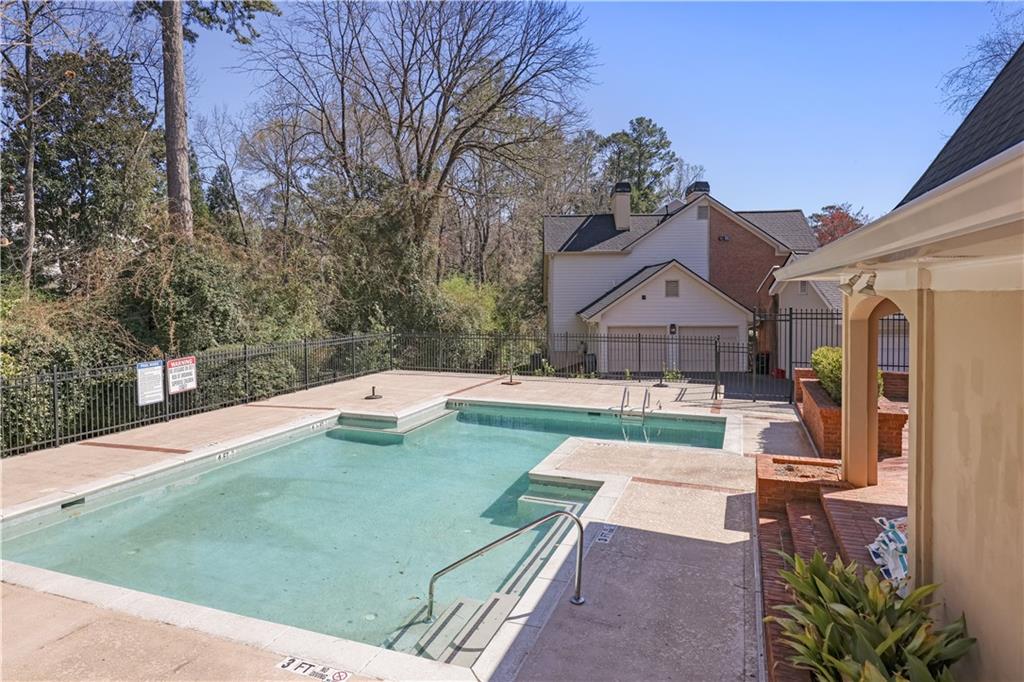 45 Paces West Drive, Atlanta, Georgia image 32