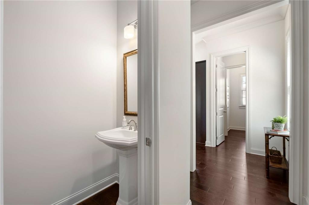 2468 Skyland Drive #32, Atlanta, Georgia image 10