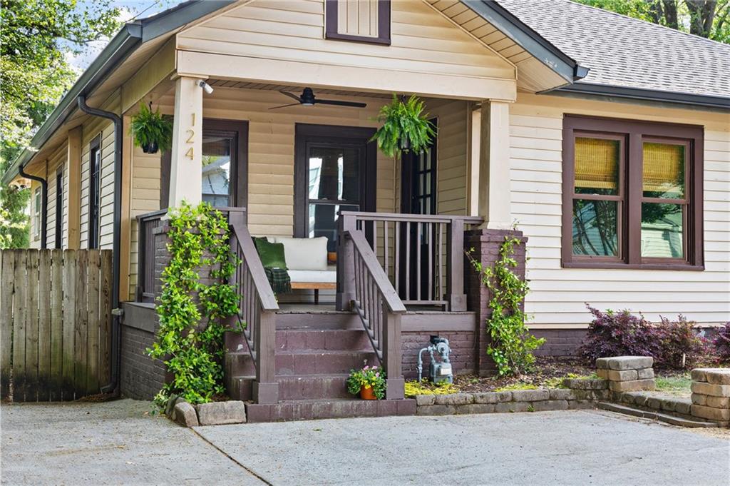 124 Dahlgren Street SE