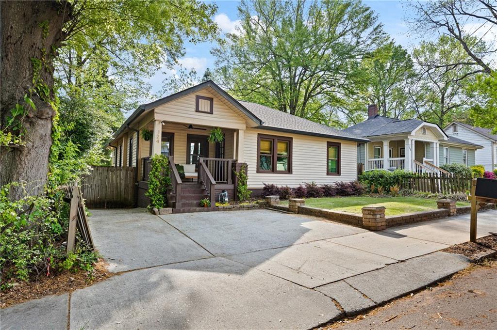 124 Dahlgren Street SE