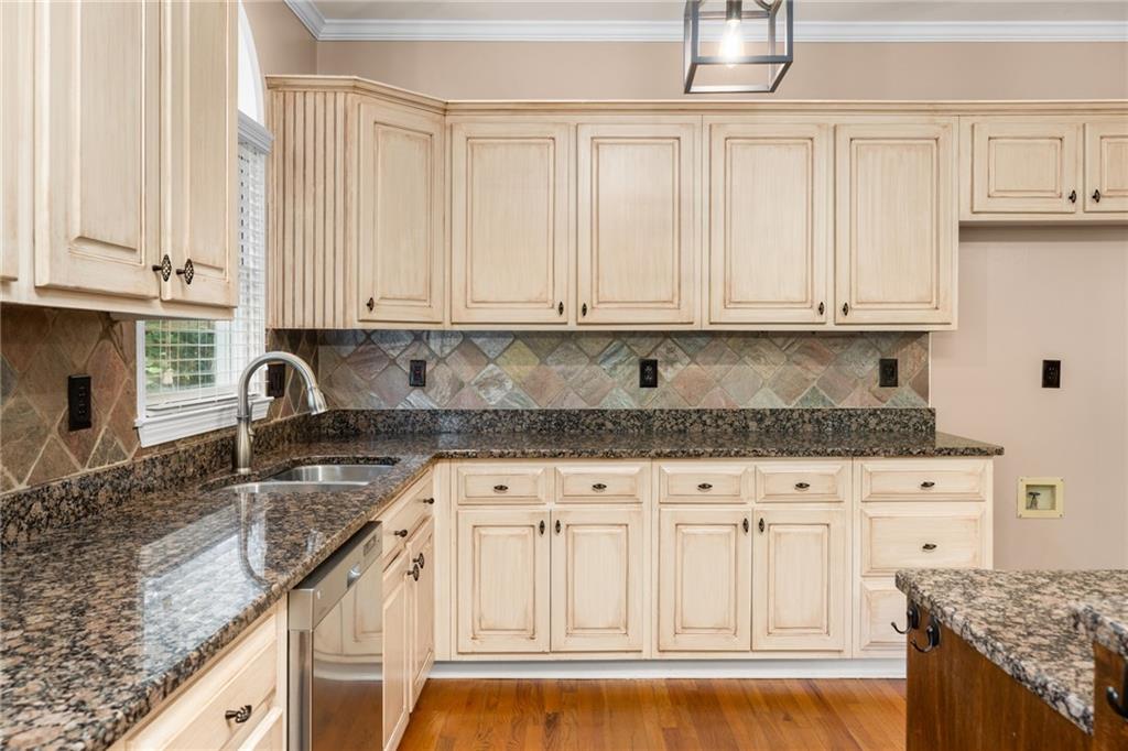 105 Kensington Pond Court