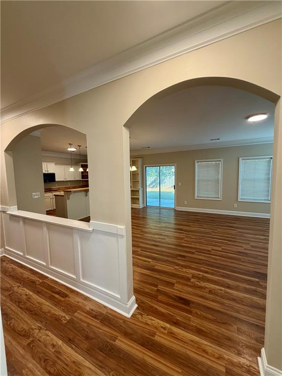 375 Parkmont Way