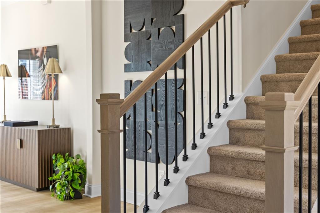 1420 Sunny Valley Lane