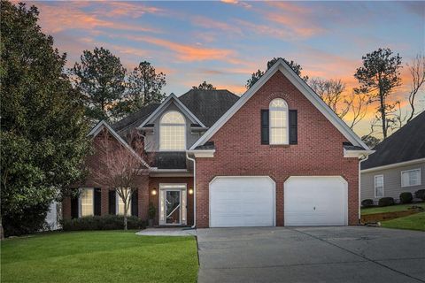 Homes For Sale - 1192 Vinings Place Circle<br/> Mableton, GA 30126