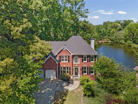 Photo of 641 Phlox Way NW, Acworth, GA 30102 (MLS # 7755563)
