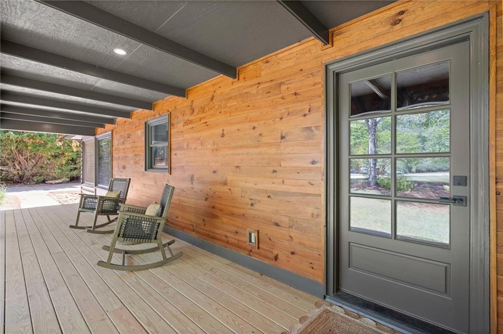 212 Hickory Oak Hollow