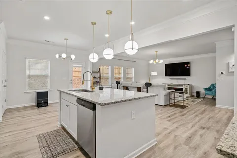 MLS: 7543311