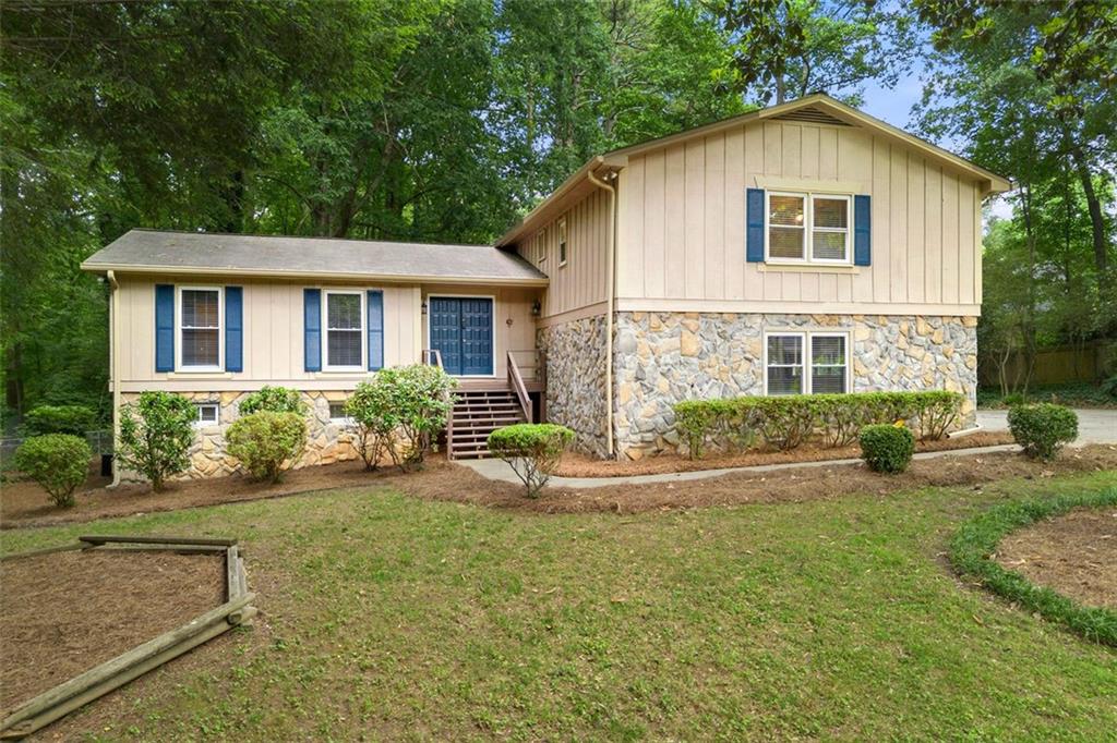 Roswell Downs - Residential
