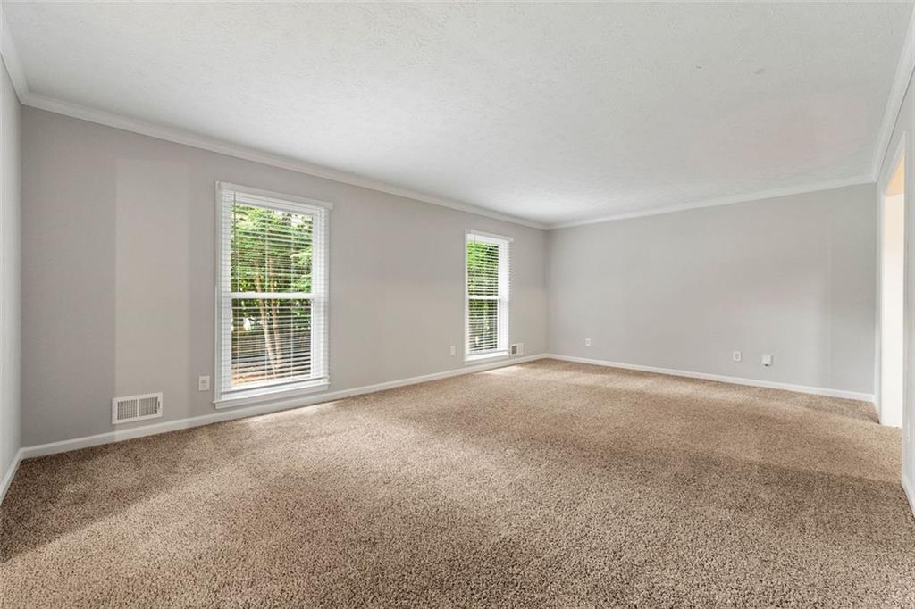 Roswell Downs - Residential