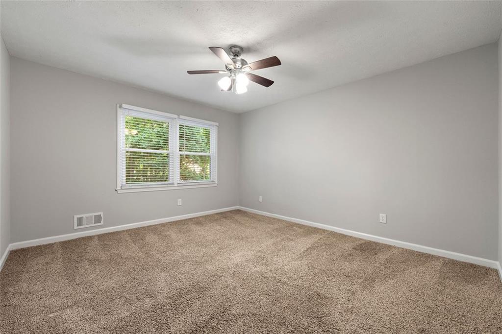 Roswell Downs - Residential