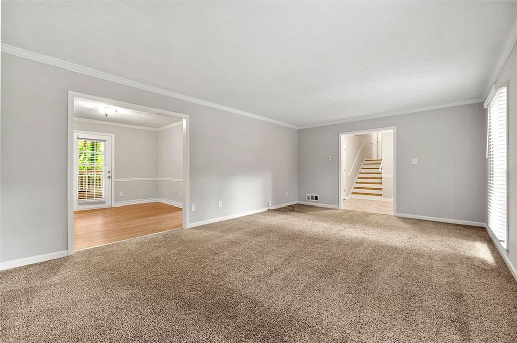 Roswell Downs - Residential