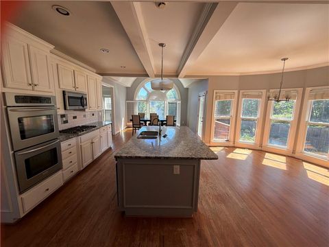 Homes For Sale - 674 Masters Drive<br/> Stone Mountain, GA 30087