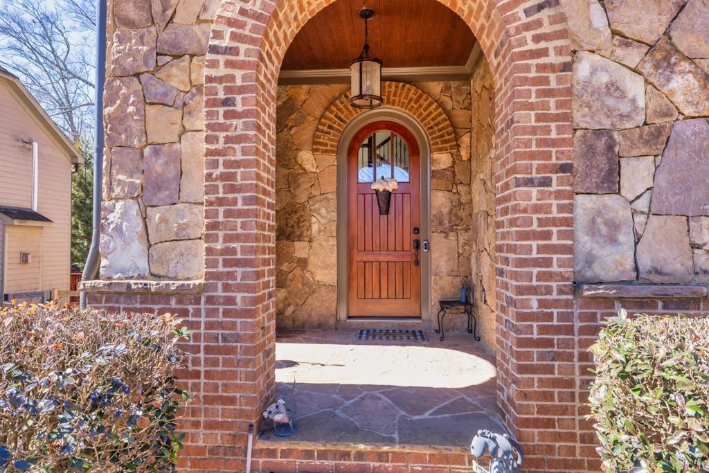 4595 Carriage Walk Lane