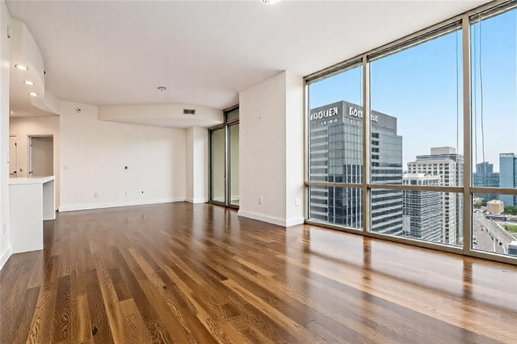 270 17th Street NW 2501