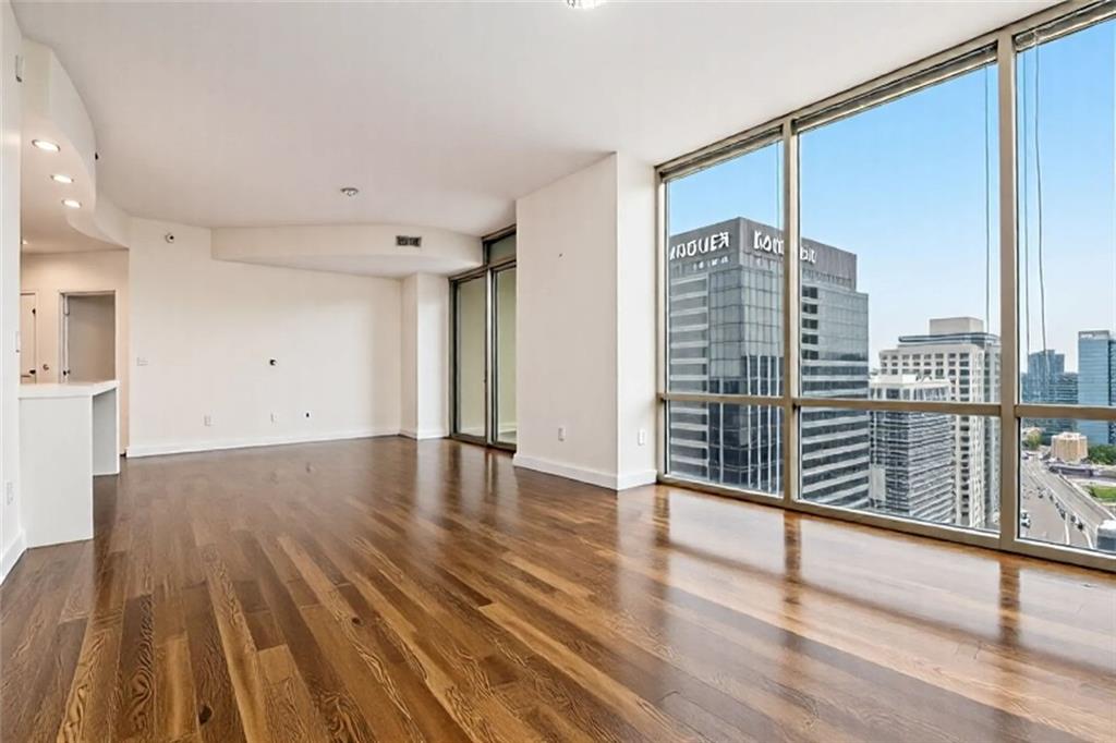 270 17th Street NW 2501