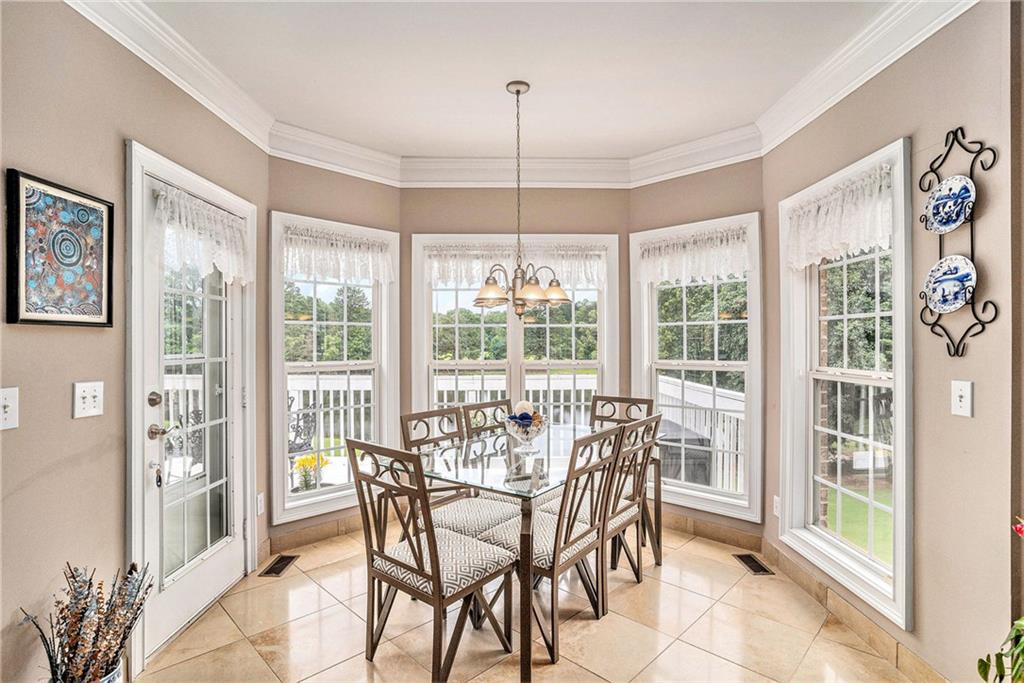 Hampton Manor - Residential