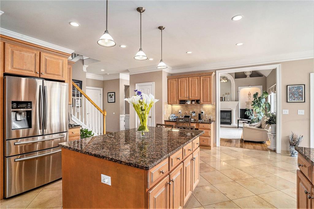 Hampton Manor - Residential