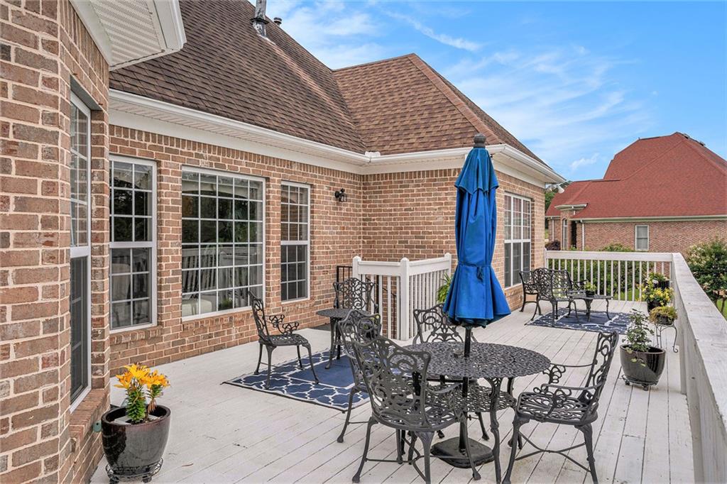 Hampton Manor - Residential