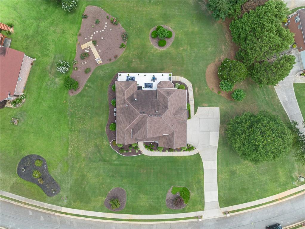 Hampton Manor - Residential