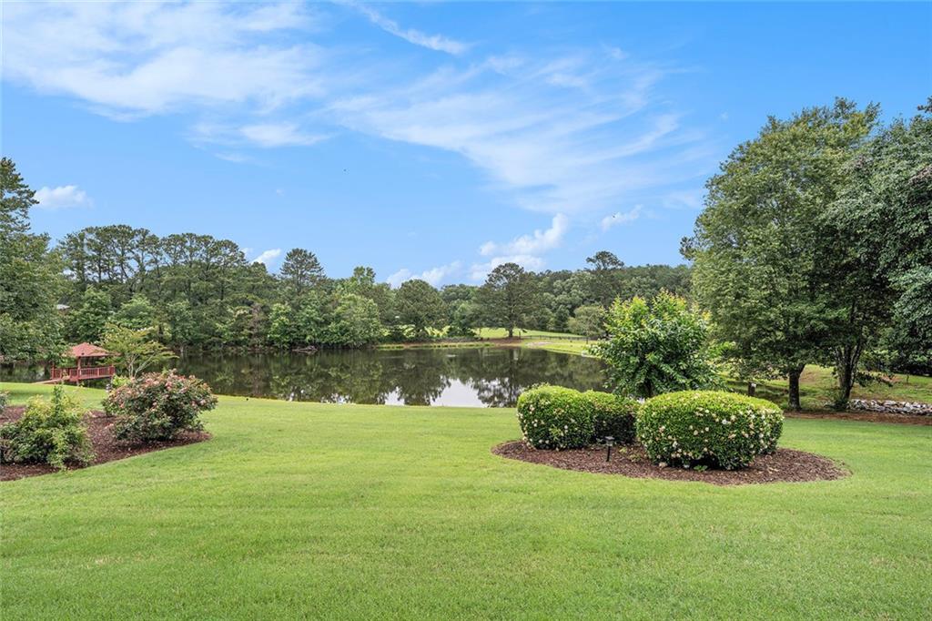 Hampton Manor - Residential