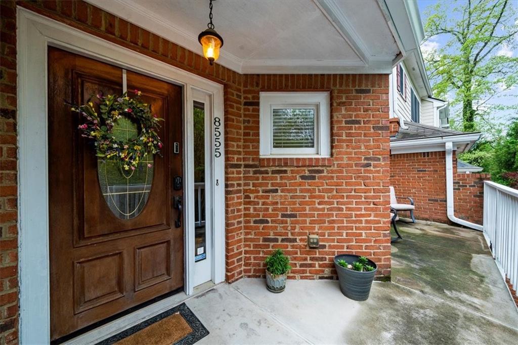 8555 Hope Mews Court, Atlanta, Georgia image 2